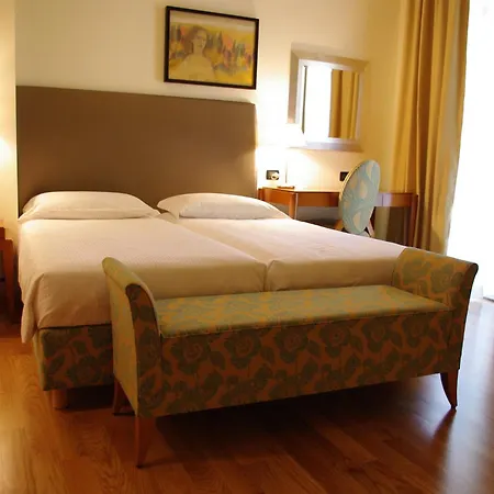Hotel Dependance Lipa