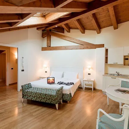 Dependance Lipa 호텔