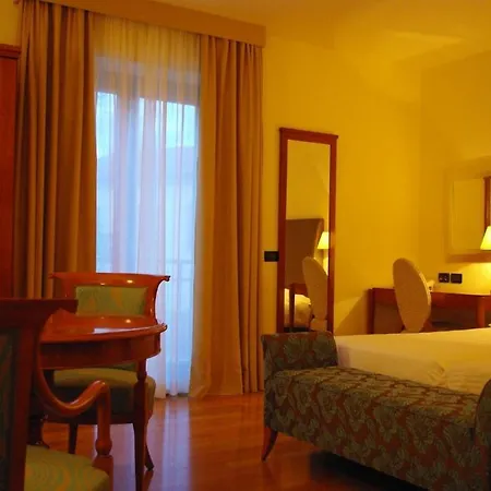 Dependance Lipa Hotel 2*