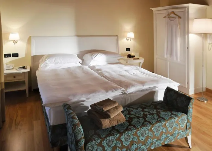 فندق Dependance Lipa 2*